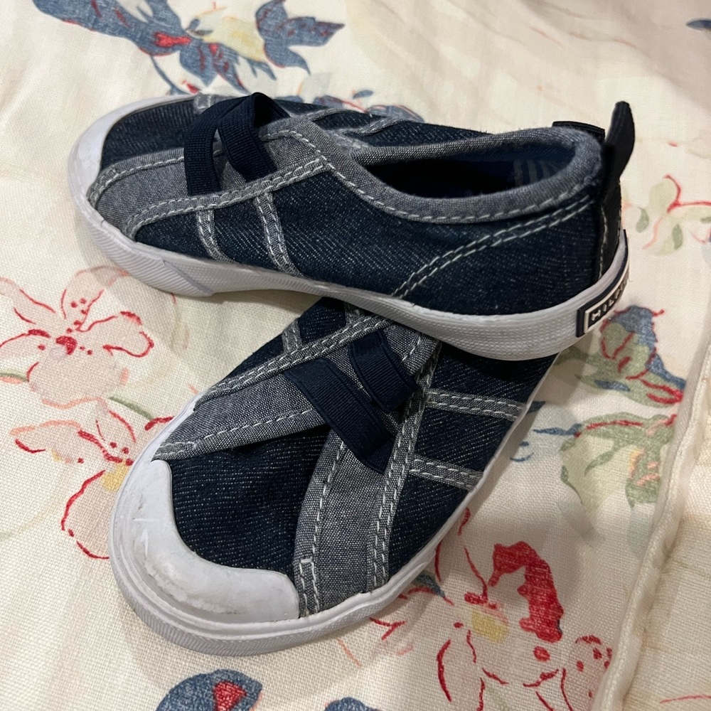 Tommy Hilfiger Blue and White Casual Sneakers